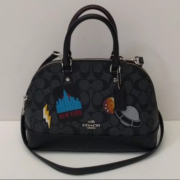 Coach Handbags - Authentic COACH Sierra Signature leather Crossbody